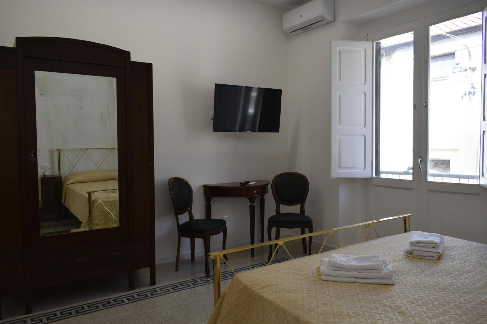 Hotel Il Borgo Civ.15 Paola Zewnętrze zdjęcie
