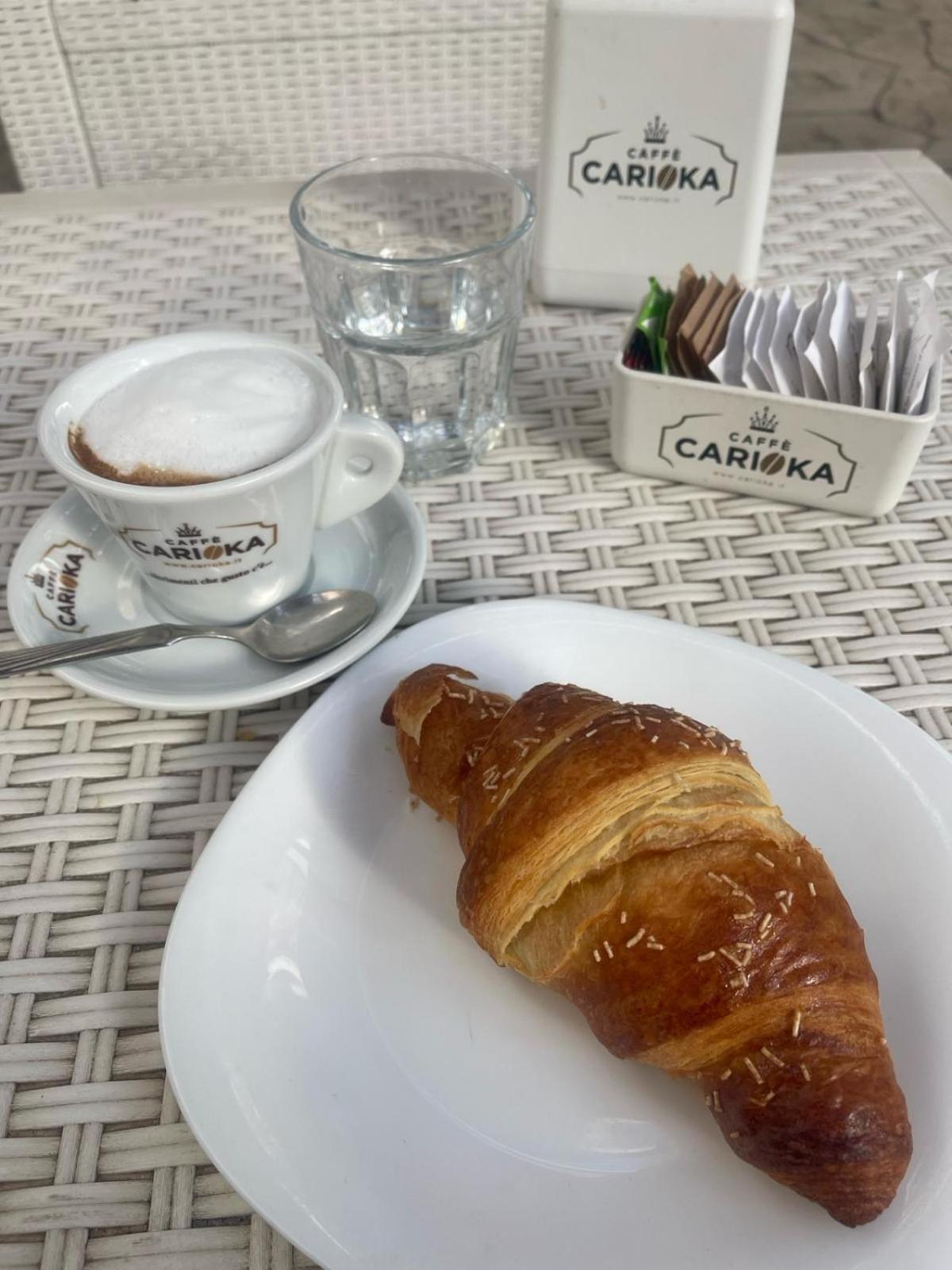 Hotel Il Borgo Civ.15 Paola Zewnętrze zdjęcie
