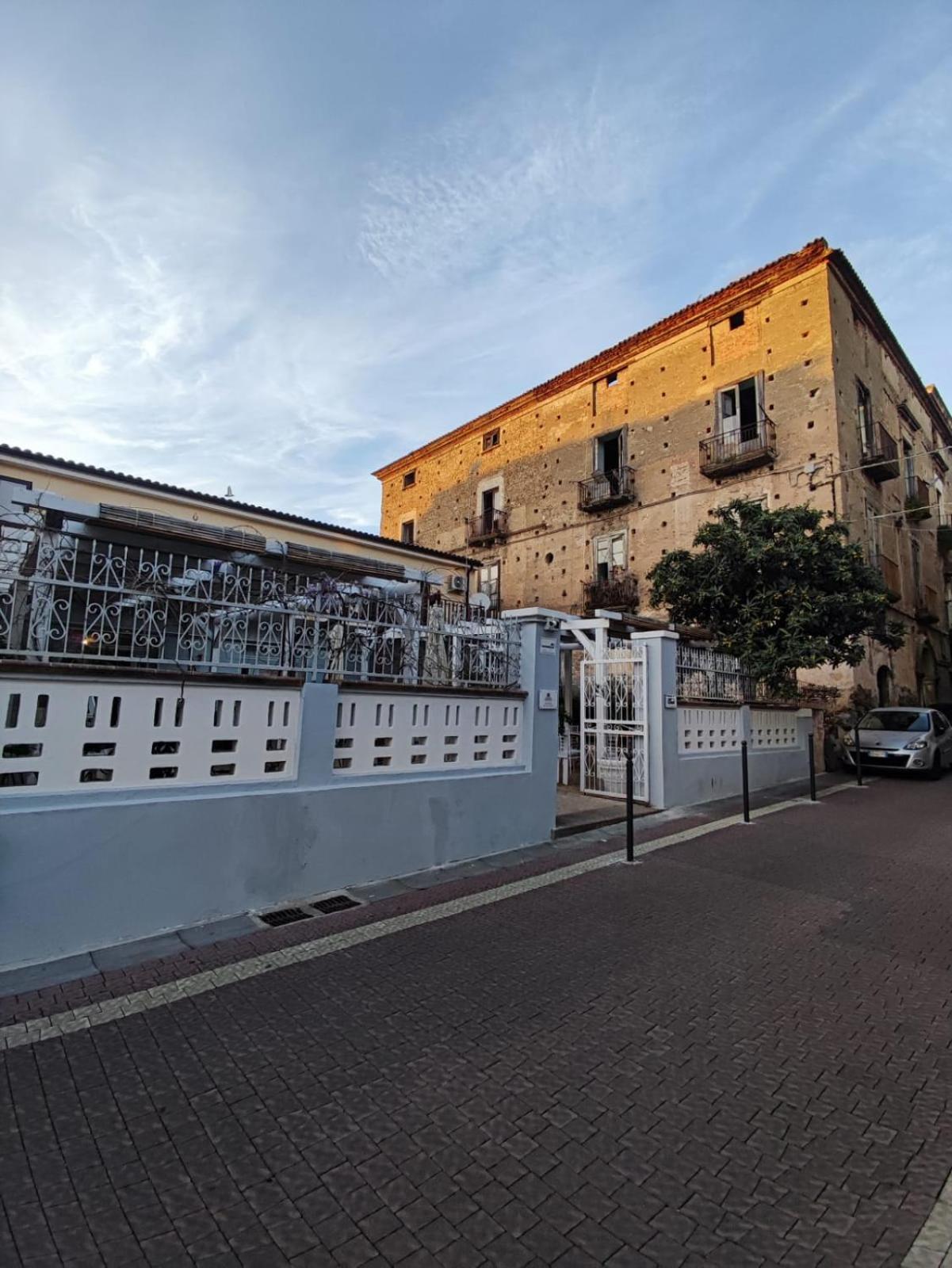 Hotel Il Borgo Civ.15 Paola Zewnętrze zdjęcie